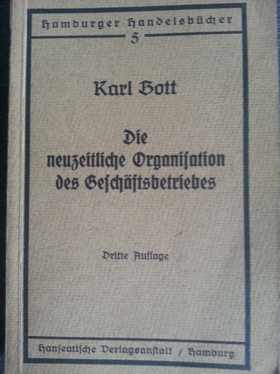 jochenfm's tweet photo. Look what arrived in post today – handbooks on bureau organization &amp; #cardfiles 1920-50. Note the tiny card file box, the latest thing in 1920s offices. Only 10 years later, their organization &amp; maintenance would fill whole books such as that on “Kartei-Gestaltung” #histpaperwork https://t.co/1RgYnwGghl