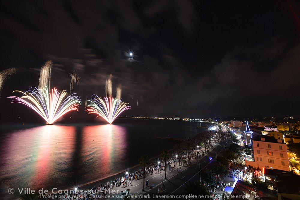 TourismeCagnes's tweet photo. [Promenade en Fête] J-1
Que diriez-vous de commencer le week-end par une soirée festive et musicale sur le bord de mer piéton demain soir ?
 ℹ️ + d'infos : https://t.co/j85Q9J728N
#destinationcagnessurmer #explorenicecotedazur #cotedazurfrance https://t.co/3clduNyuz5