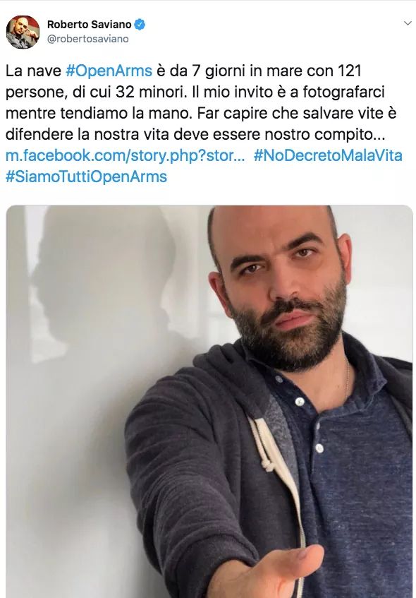 Uomonero20's tweet photo. Ragazzi il guru della sinistra #saviano ha parlato. Tutti con le mani tese. Vogliamo dirgli a cosa si devono attaccare. #portchiusi #bastasbarchi #maipiupd #savianobloccacitutti #testaapera #tso https://t.co/gZf3GesdRY
