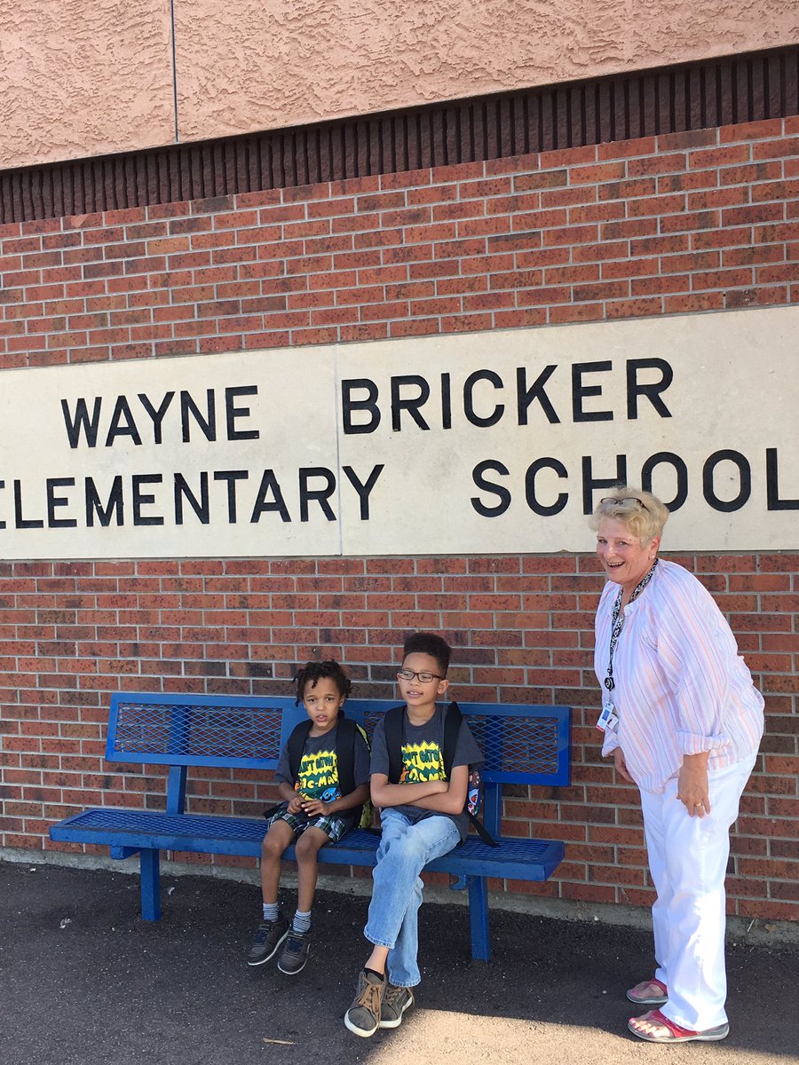 BrickerHSD2's tweet photo. First day of leadership development at Bricker #lead2succeed https://t.co/qKmqHesNWZ