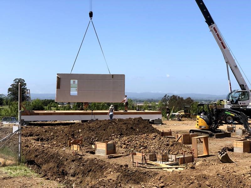 rebuildwinectry's tweet photo. #TBT to crane city at the cottages! Cranes were used to lift prefab walls into place for the Sonoma Wildfire Cottages 💪🏽👷🏽 https://t.co/YYeueFTWnh
📷: @habitatsoco
#WEstandwithCA #rebuildwinecountry #winecountrystrong #winecountry #habitatforhumanity https://t.co/8uieQ1c06e