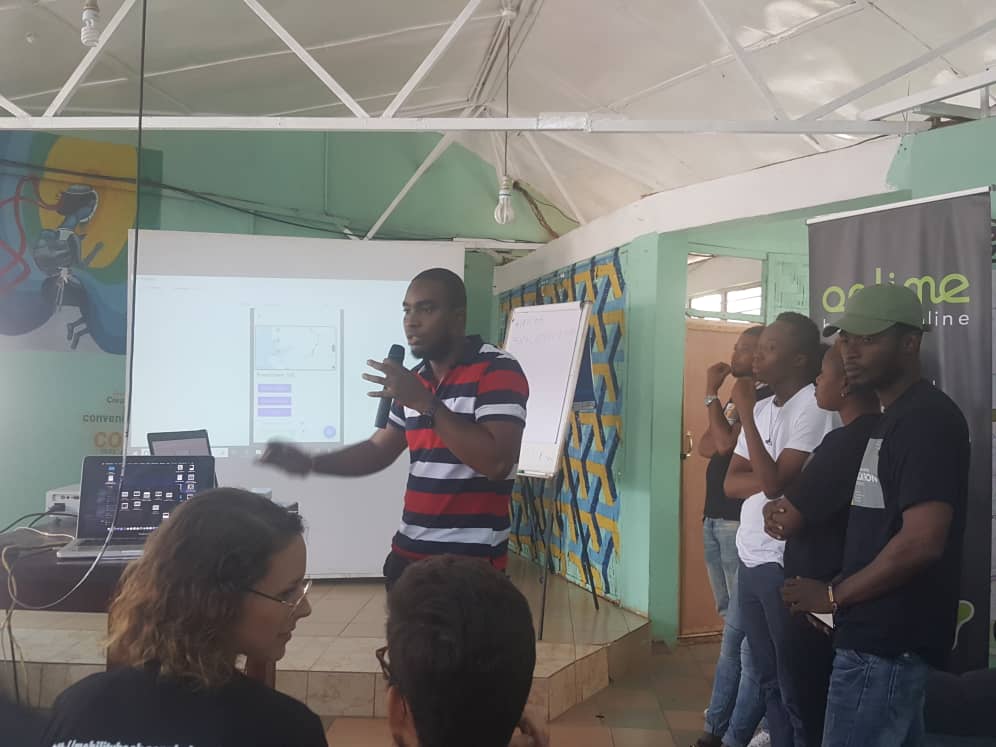 sensihub1's tweet photo. Digital wheels presenting on the use of web and mobile application that uses voice and text systems to report about disaster from different locations in the country.
#DSTI #MoTA #worldbank #gfdrr #Sensitechhub #urbanmobilityhack https://t.co/WQdr6mU0Yu