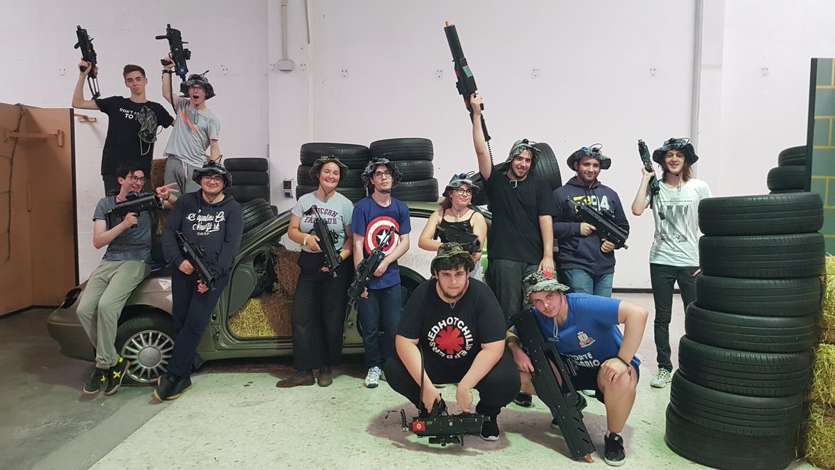 CorLaserCombat's tweet photo. Se acerca el fin de semana y todavía nos quedan algunas horas libres. ¡Date prisa, arma tu grupo y reserva!
Puedes reservar en la web: https://t.co/sIWrvYCNHe o por teléfono 881.926.574
#lasercombat #coruñalasercombat #ocio #ociocoruña #galicia #coruñamola #verano #findesemana https://t.co/N9b9bzWU8d
