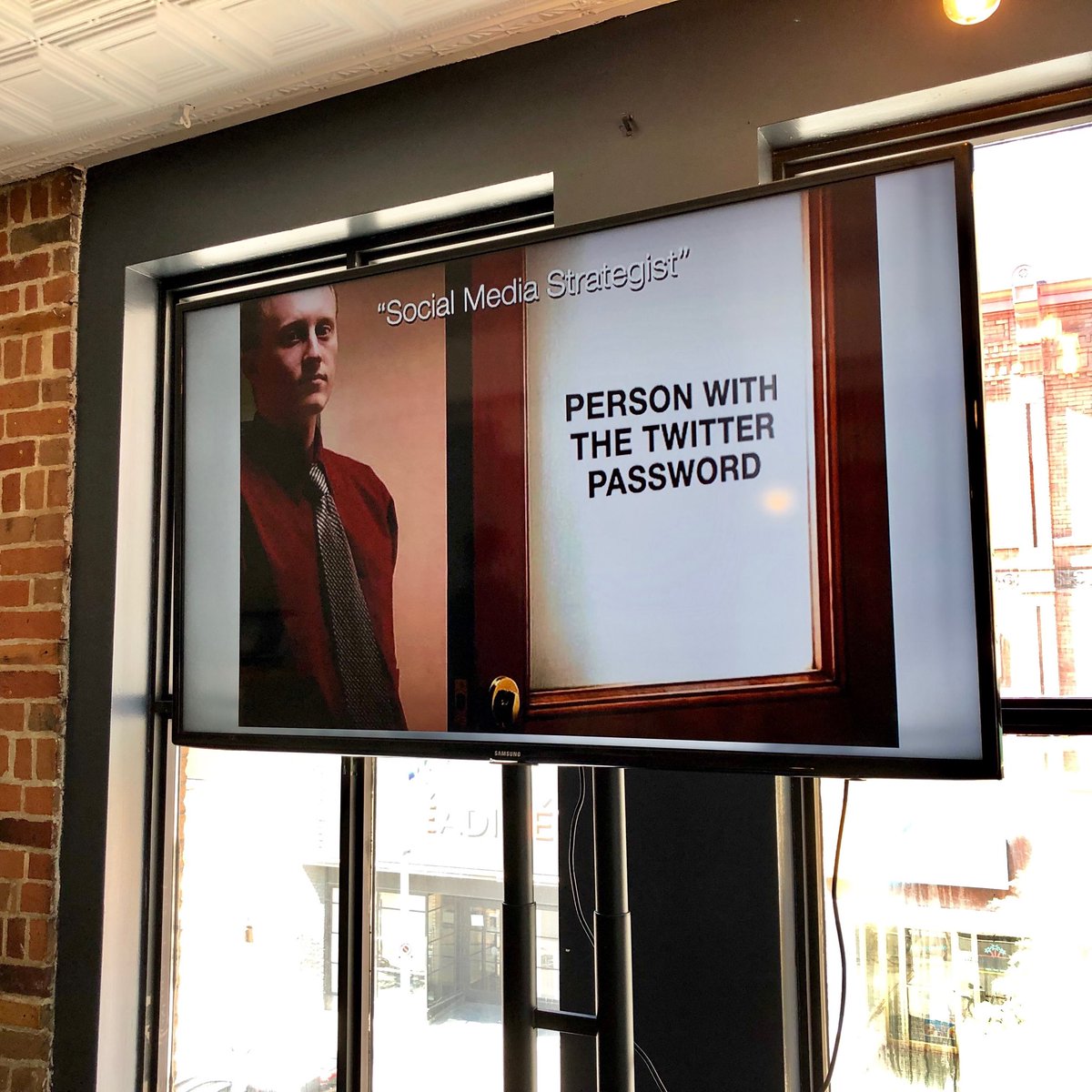 EnviroCentre's tweet image. EnviroCentre staff is excited to be participating in @MediaStyle’s campaign bootcamp today so that this 👇doesn’t happen 🤣 #mediastyle