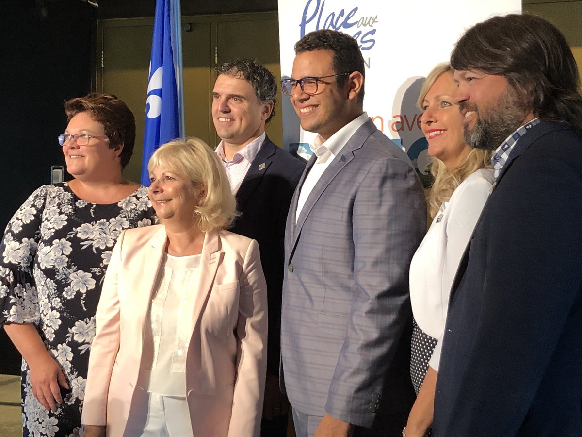 BouchardClaude's tweet photo. Le gouvernement du Québec investit 1,5 million $ pour les 5 prochaines années pour Place aux jeunes au Saguenay-Lac-Saint-Jean. #rcsag https://t.co/wvRPCMEIEI