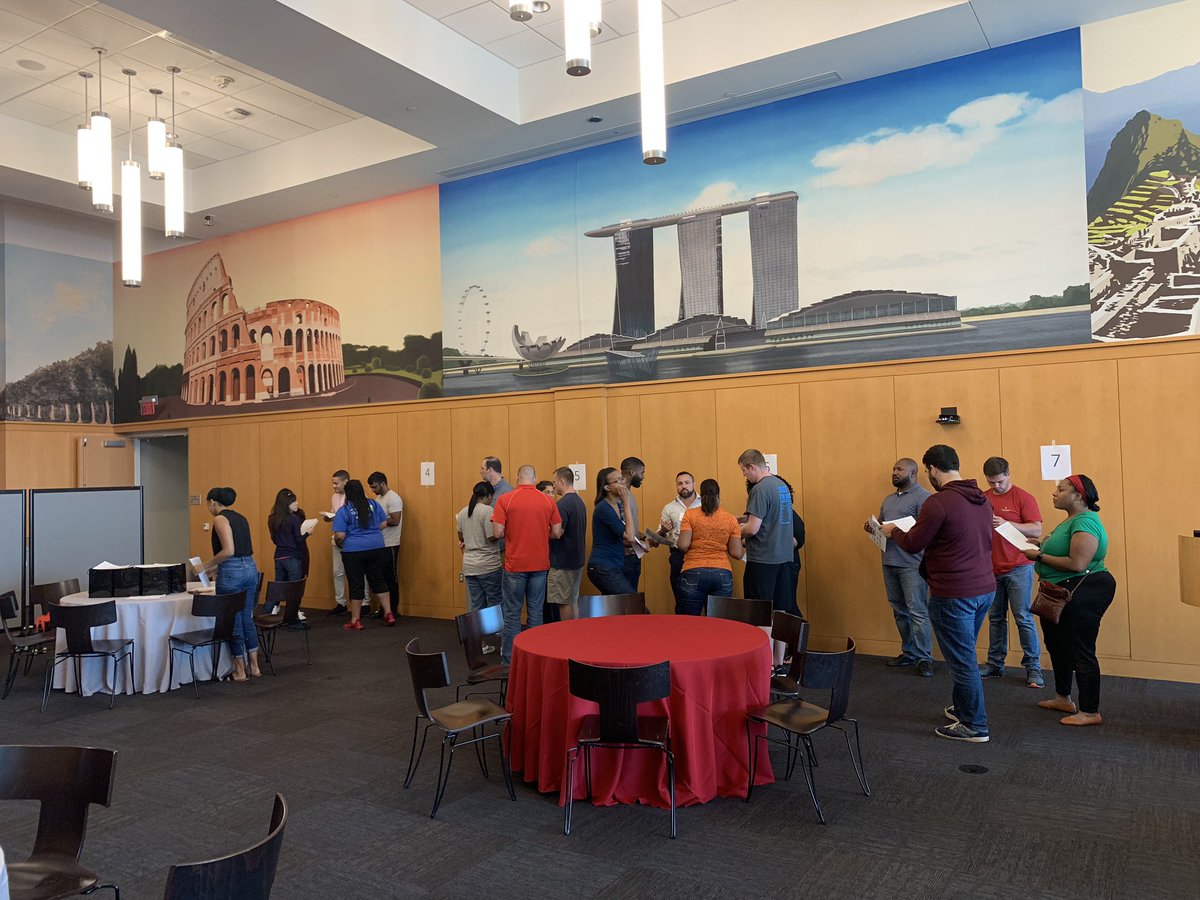Bora_Ozkan's tweet photo. Annndddd scavenger hunt begins!!! If you see people running around @TempleUniv campus looking for clues, don’t worry, they are new @foxschool @FoxMBA #omba students trying to win some cool prizes #foxschool #templemade #scavengerhunt https://t.co/HZTgLlGnco