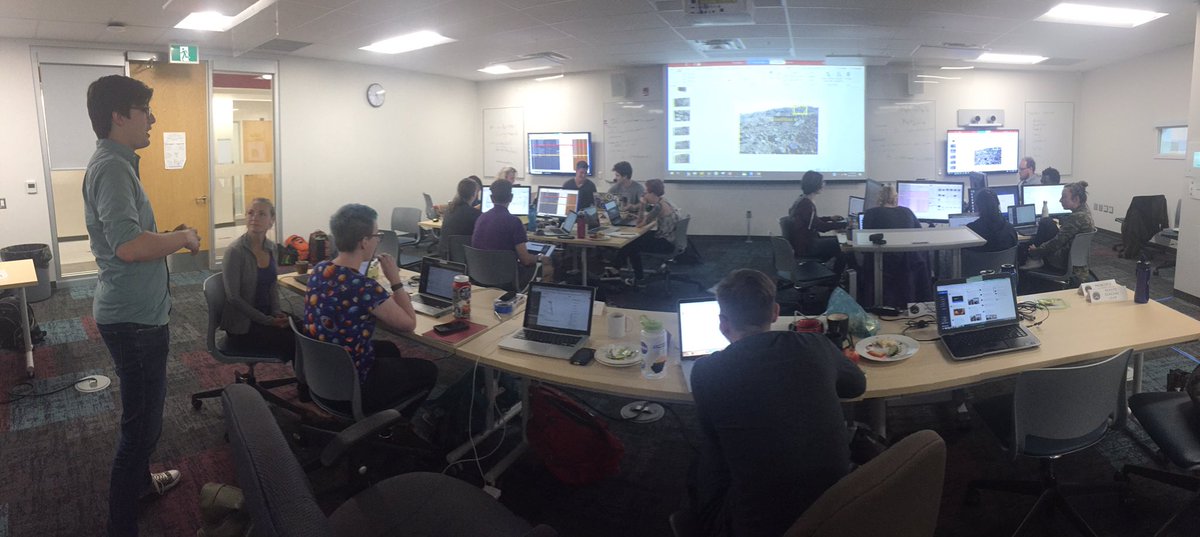 planetarycass's tweet photo. #CanMoon team just collected their first sample of “Dancing Flowers”!  Lots of excitement and pride in these mission rooms:) @westernuCPSX @csa_asc #CdnSpace https://t.co/cdm1vTvfgH