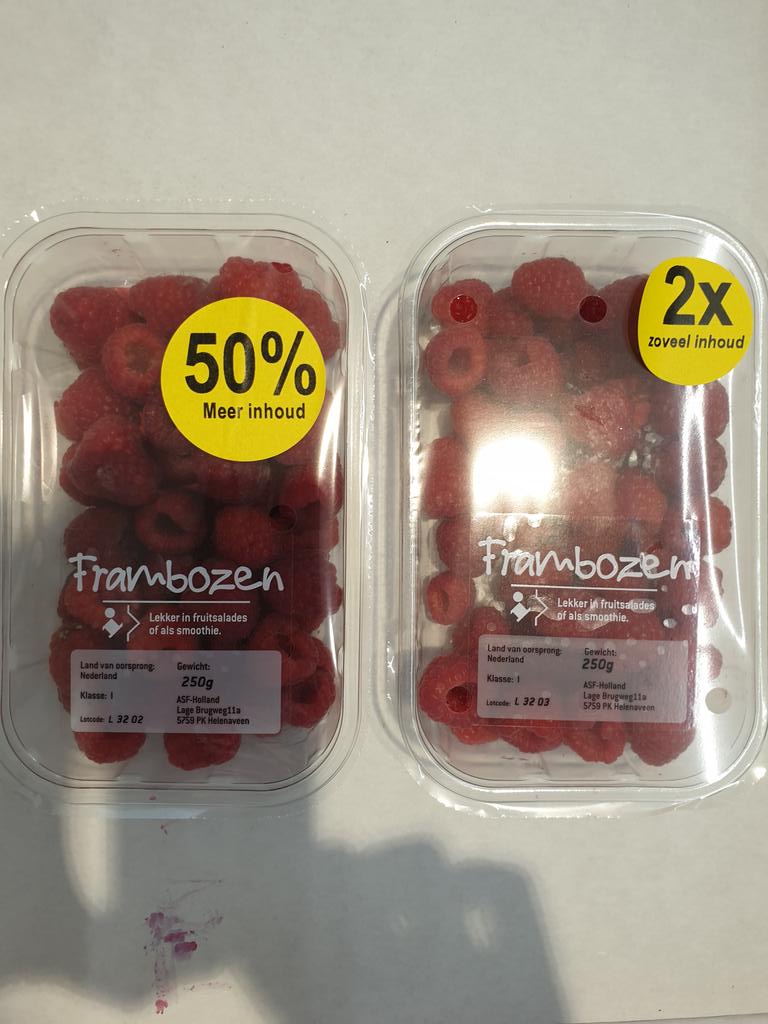 marklebouille's tweet photo. Dat kan toch niet allebei waar zijn #Lidl https://t.co/wTzhGpzckf