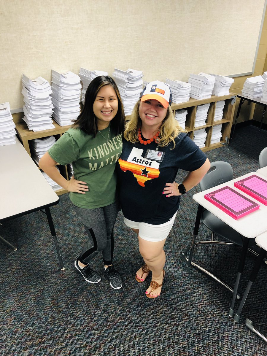 mrsrazoCFISD's tweet photo. Getting ready for PD Week with @LauraDang24 and @CFISDPK1! It’s going to be an awesome week of learning. #professionallydeveloped https://t.co/kOUdd23CkX