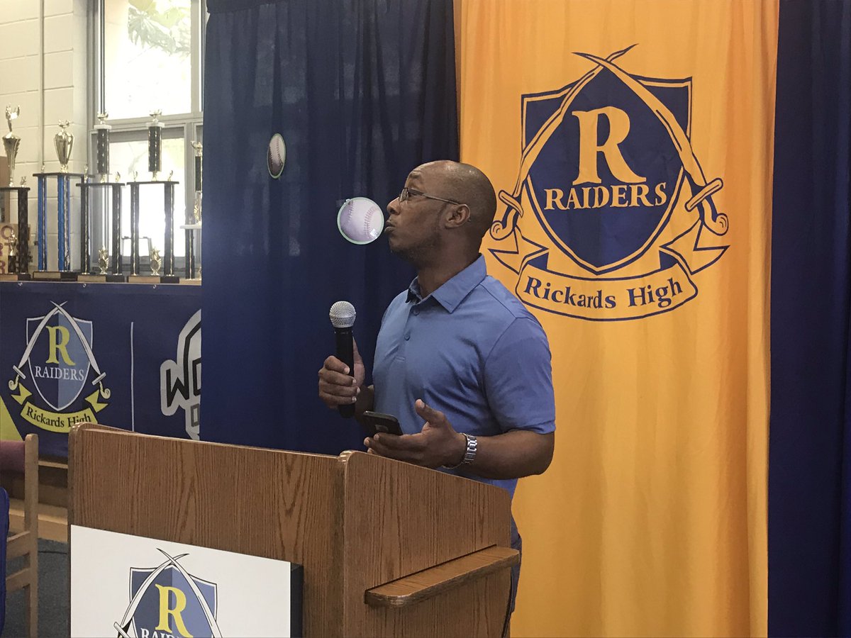 loribuhring's tweet photo. Charles Williams has been named the new head baseball coach at Rickards High School. More on this tonight on ABC27. #rickardshigh
@AlisonPosey14 https://t.co/2loH4vNqXZ