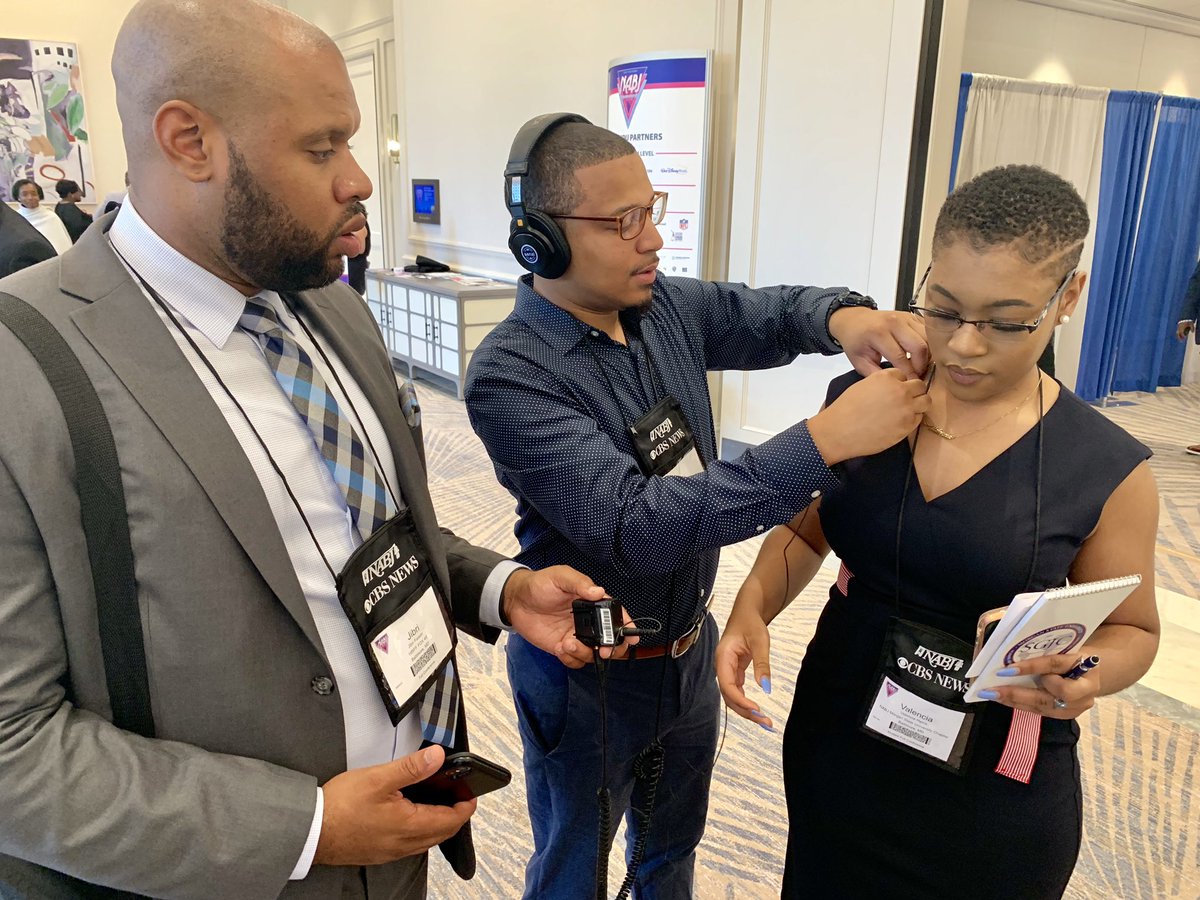 MSUMPPD's tweet photo. Professor @profalmorgan & @callme_breeze assisting rising @SGJCMSU sophomore @Peach_teaaaa. She’s preparing for her story on the increase in conference security at the #NABJ19 Convention in Miami. #SGJC #MorganOnSocial #MPPD #MSUABJ https://t.co/XqquZDw9LV