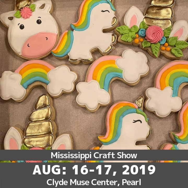 Look at these cookies! Too beautiful to eat or just munch right in? 😀

@sugarinthemorningllc 
Baked goods including iced sugar cookies and cupcakes. 

#handmade 
#craftshow
#mississippi
#mscraft
#mscraftshow