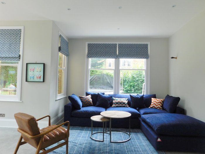 jmdesign_uk's tweet photo. Long Island sofa from @sofadotcom looking good. Blinds by @janechurchillfabrics.⁠
⁠#loungeinspo #realhomes #southeastlondon #interior designer #lovemyhome #indigo #bluesofa #easylivingfurniture⁠ https://t.co/gp0jN3CM2A