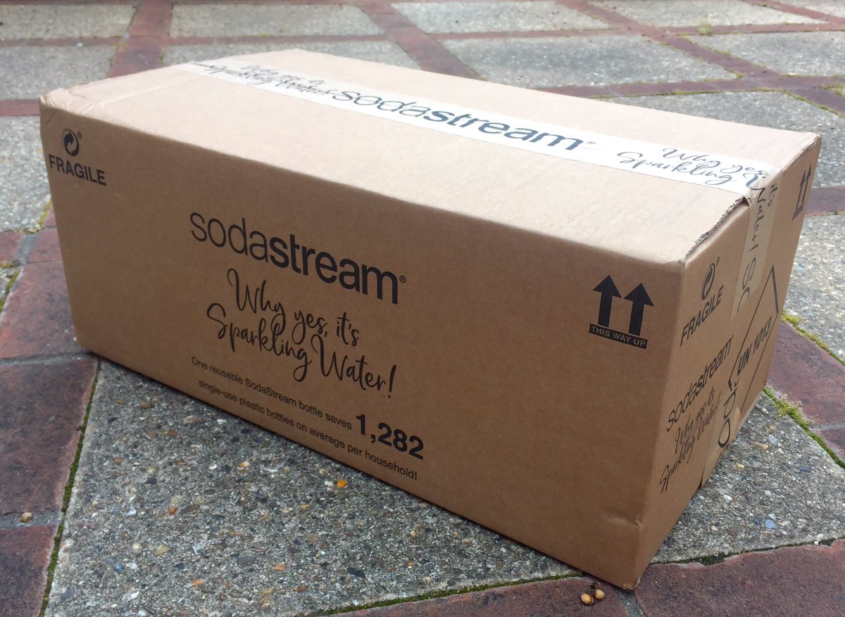 HelloDolly2CV's tweet photo. Iโm bubbling over with excitement! My friends @SodaStreamUK have sent me such a lovely gift! I look forward to sparking some joy with my guests very soon! #thankyou #dollyfest #LetsSparkle https://t.co/JPaBWLavYH