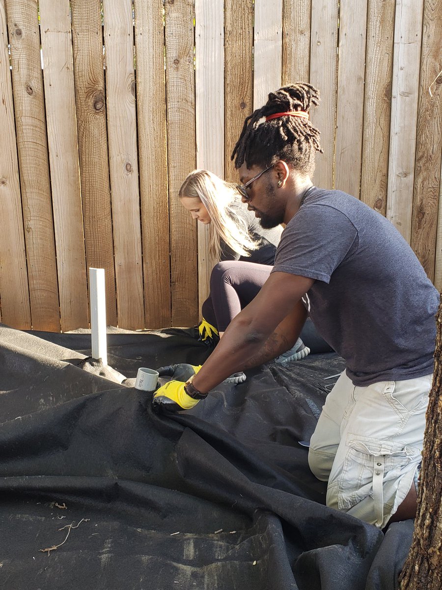 sachabitat's tweet photo. Today we're joined on the job site by @RedtailCRM for the first time! This awesome crew is helping out with landscaping, painting, baseboards, and prep for flooring. Thank you for your support! #togetherwebuild https://t.co/C0Tv12EFtc
