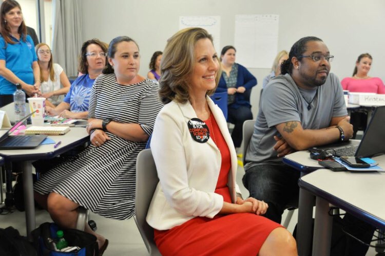 FirstLadyVA's tweet photo. We must be strategic in how we prepare our young people for the nearly 150,000 new #STEM jobs we expect to add in the next 5 years. We’re excited to begin work with our #VASTEM Commission this week! More from @virginianpilot 📰 https://t.co/dDTkuf81PI https://t.co/0r3wV4WpL1