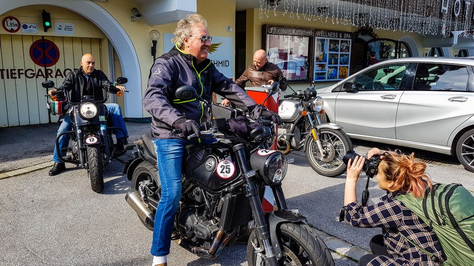 canariasenmoto's tweet photo. Queens Cavalcade (Austria), un plan perfecto para conocer Los Alpes @queenscavalcade @BenelliEspana @BenelliArg    - https://t.co/bzARyCwo56 https://t.co/PLEm21VD4q https://t.co/53KoTGLU4M