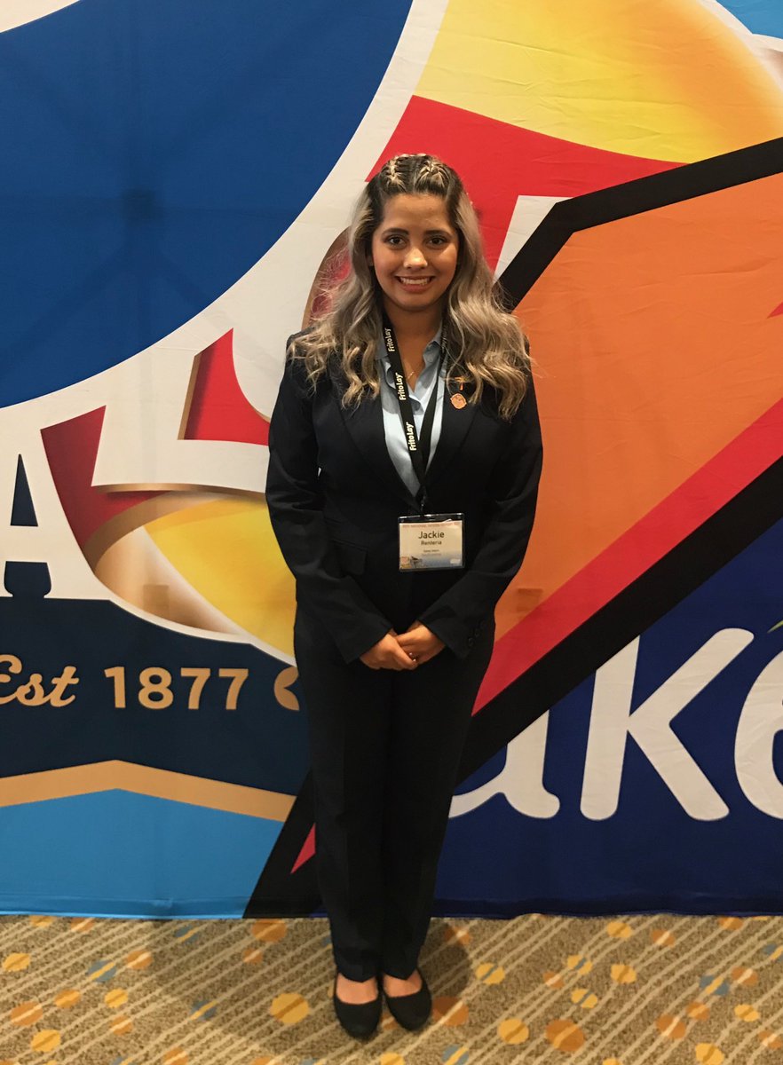utepkdchi's tweet photo. Our #TooKute sister Jackie is finishing up her summer internship with Frito-Lay π https://t.co/mNeqMDFLgM