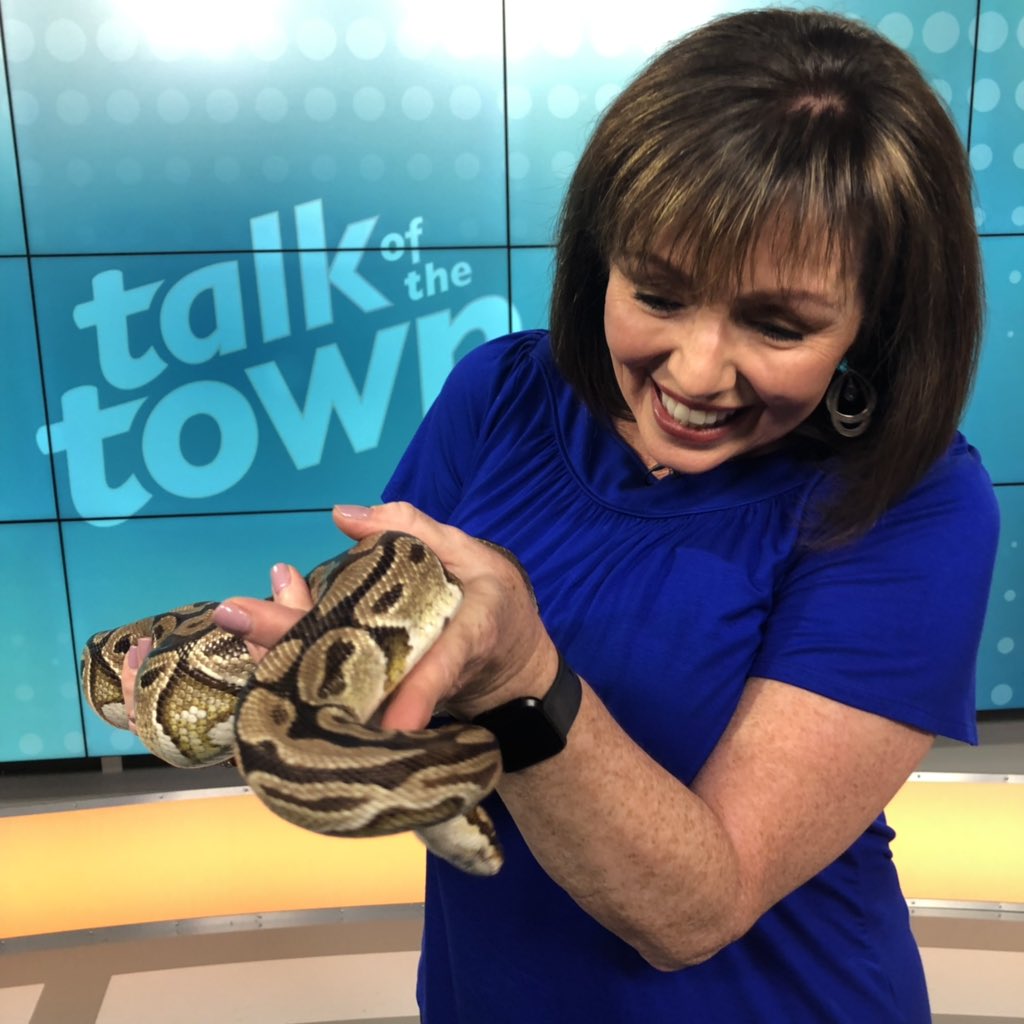 Meet Melissa! Fun with friends from the <a href="/NashvilleZoo/">Nashville Zoo</a>