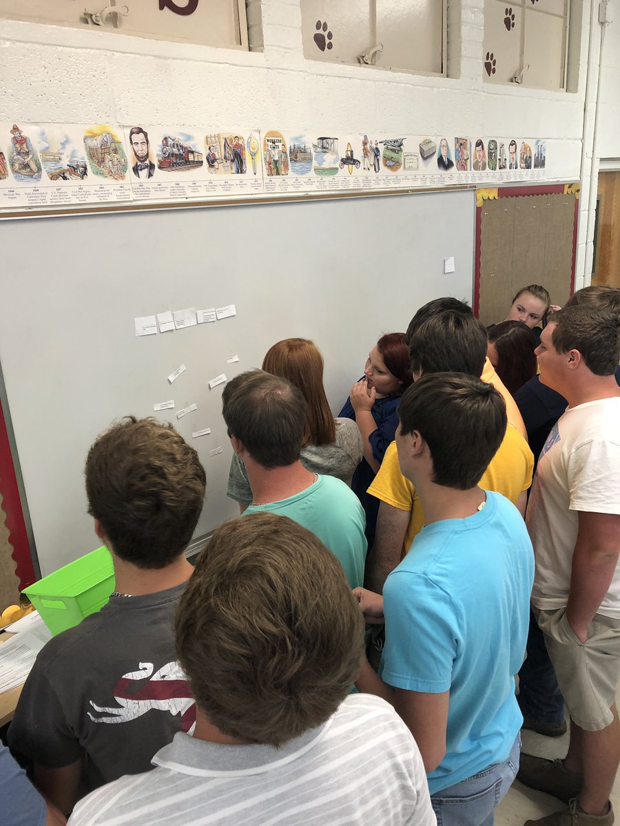 CoachRagsdaleSG's tweet photo. Back at it on day one! #Interactivetimeline @SpringGardenHS https://t.co/eq3uVWlwNN