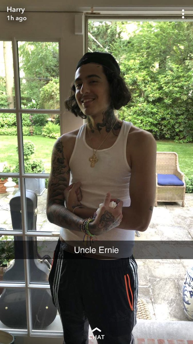 Khalil33Jarane's tweet photo. It’s kinda sad seeing childhood stars now. This is why I’m #StraightEdge. DON’T DO DRUGS KIDS #DARE #RockyWeek #ComebacksASAPTho https://t.co/GHon59BEX7