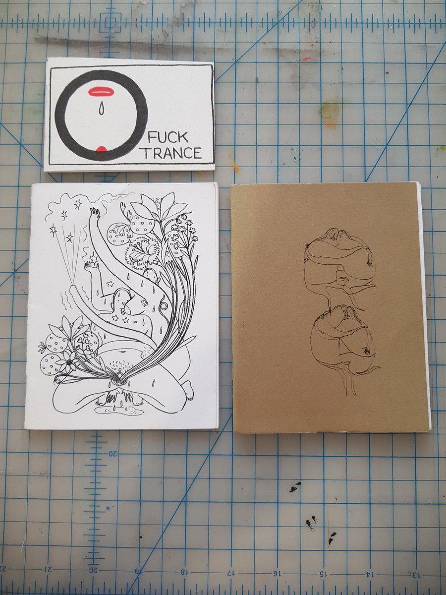 Eleanor Davis should be a household name. She does important, ambitious work, but her zines are so precious that "fuckwizards" was the one comic i put in my backpack when I moved to France. Her way of talking about depression and creative block helped me so much.  @squinkyelo