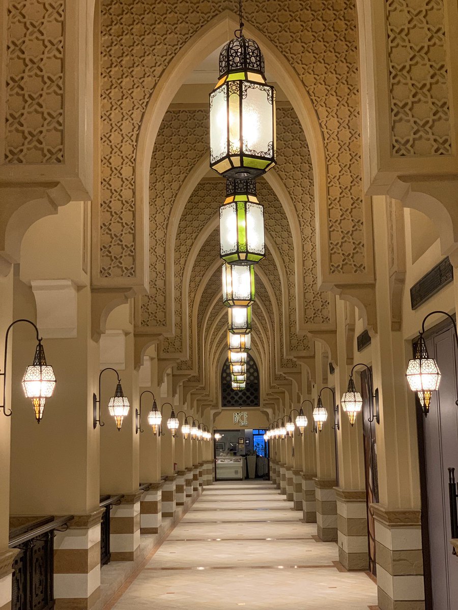 BrasslightIntl's tweet photo. Bask in the glow of Brasslight’s lamps and witness Old Arabia as you saunter along the stone corridors of Souk Al Bahar. ✨

#ByBrasslight #Brasslight #LightingUpLife #Brass #BrassLantern #Lanterns #Dubai #SoukAlBahar https://t.co/ZzJMduwtEF