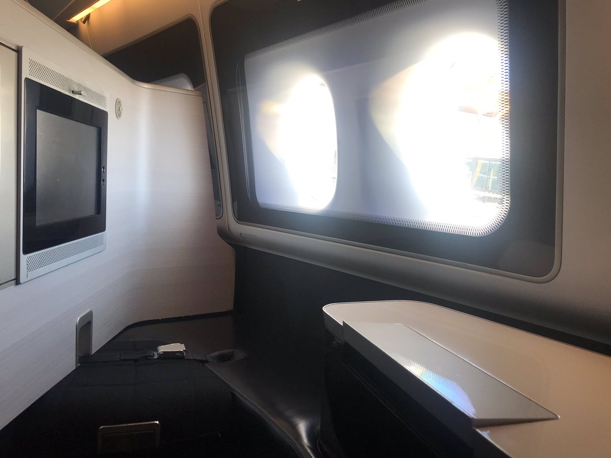 darloscott's tweet photo. I think this is number 6 of 14! @British_Airways BA0461 Madrid to London Heathrow this evening. Feeling privileged to be in First seat 2K 👍😇 #myfirstFirst #fakefirst #clubeurope #doesitstillcount 😅 Boeing 777 G-VIIN taking me back to London today. https://t.co/kNOAbJmoYc