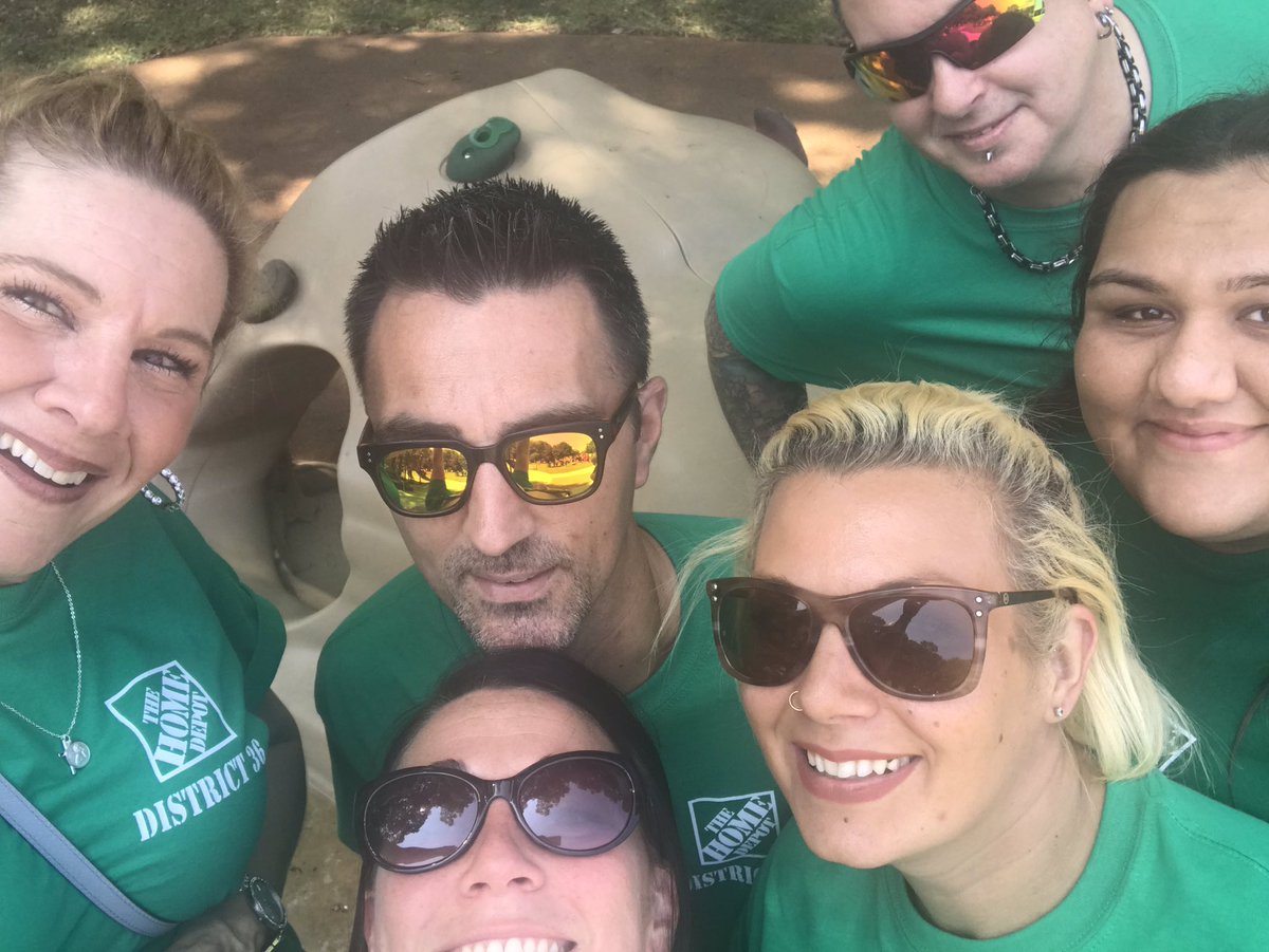 HomeDepot1265 tweet media