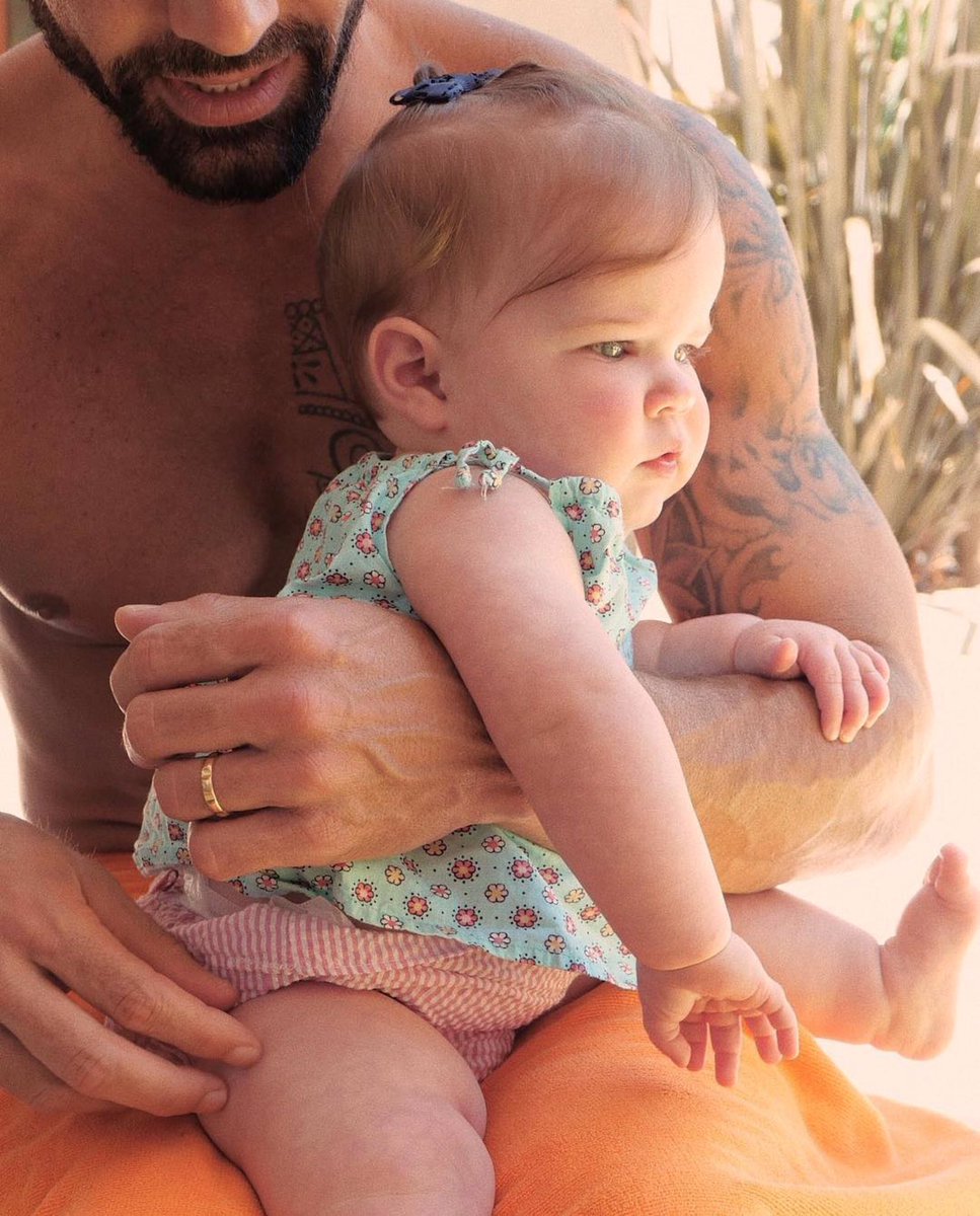 ricky_martin's tweet photo. La luz de mis ojos #Lucia https://t.co/3esxQfTccb