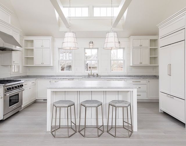 Which kitchen style is your favorite?
🍽 Contemporary #4PilgrimCourt 🍽 Classic #76NorthLibertyStreet
🍽 Coastal #104BCliffRoad
🍽 Historic #1TwinStreet
🍽 Modern #74HawthornePark