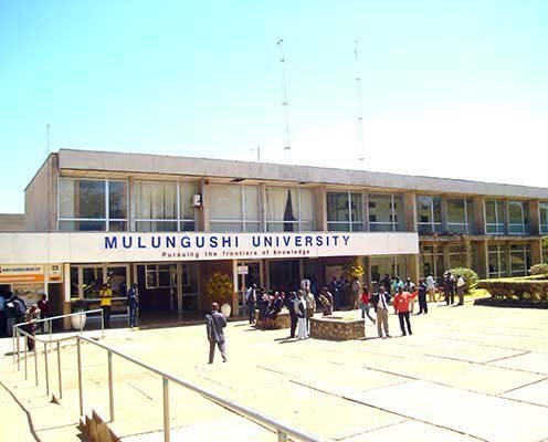 DailyNationZM's tweet photo. ZAMBIA Industrial Commercial Bank Limited (ZICB) has provided a K10 million credit facility to Mulungushi University for upgrading of infrastructure. #OurNation
READ STORY: https://t.co/bAamppqlM6 https://t.co/ZODW4Bnecd