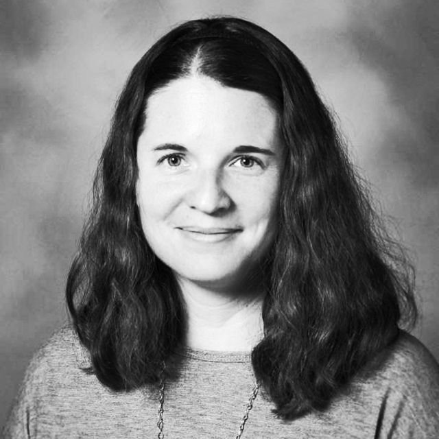 VarsityYearbook's tweet photo. Middle school yearbooks rock. Yeah, we said it. We’ve seen some amazing work from middle schoolers this year. Jenni Parsons of @GRJHSGrizz was just the right person to give us a peek at the marvelous world of middle school #yearbook.

→ https://t.co/ZMTTiA8tcK

#MindTheGutter https://t.co/1TDKO5hqgU