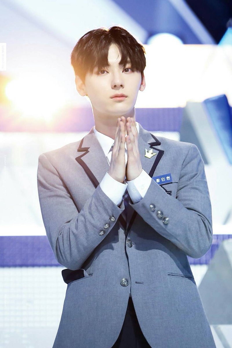 theone_mbin's tweet photo. #한여름의_시작_생일축하해_민현아
#OurSummerMinhyun
#HappyMinhyunDay @NUESTNEWS https://t.co/wQfG4Cozf5
