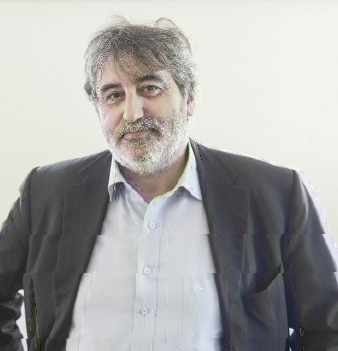 PortodiTrieste's tweet photo. Buon lavoro a Mario Sommariva riconfermato Segretario Generale dell’Autorità di Sistema Portuale del Mare Adriatico Orientale. La nomina è avvenuta su proposta del presidente Zeno D’Agostino, in seno al Comitato di Gestione, riunitosi  oggi presso la Torre del Lloyd. https://t.co/7Bq7CLhSwE