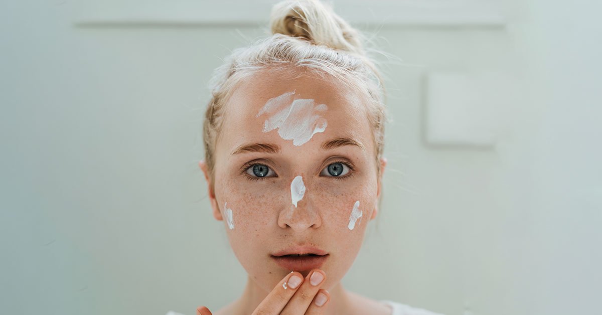 palosverdesderm's tweet photo. As you grow older, you will realize that you can't skimp on taking care of your skin if you want it to remain young and vibrant. If you're not sure where to start, check out this article for tips on how to transform your anti-aging beauty routine: (https://t.co/kDiekCzPmm) https://t.co/dH7XETGHIC