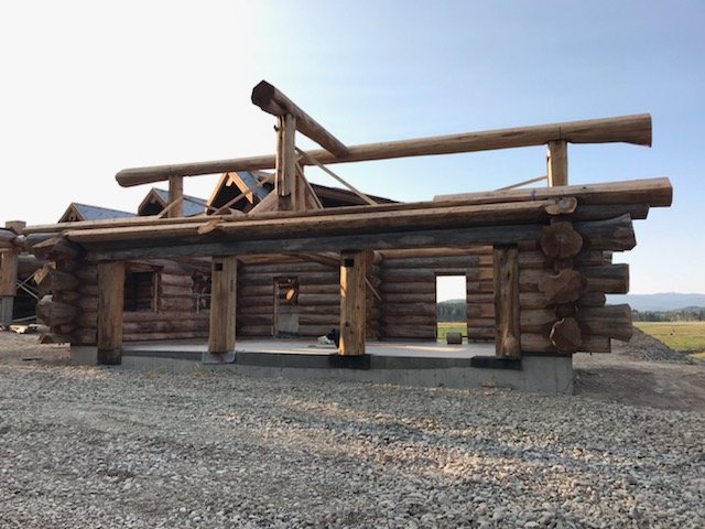 tk_martin82's tweet photo. Setup this lovely log home in Montana a few months ago and just returned from setting up the additional garage and Port Cochere Packages. Pioneer Log Homes of British Columbia

#timberkings #madeinbc #husqvarna https://t.co/cXgfZCQHjl