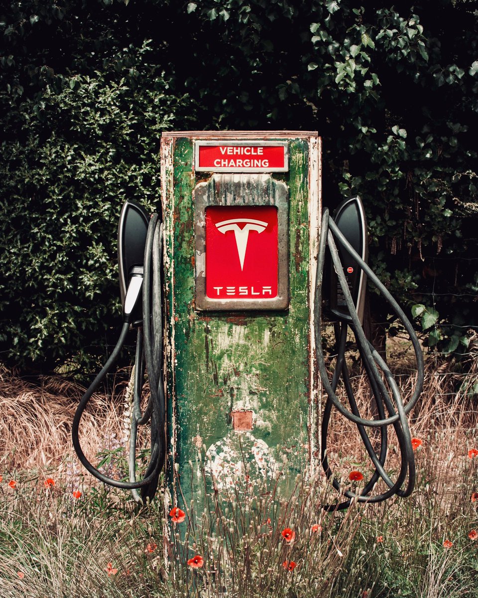 byMingo's tweet photo. @elonmusk @Tesla I found this old Tesla charging station in the middle of nowhere on our road trip through New Zealand. Any idea how it got there? https://t.co/SRMJasJbUW