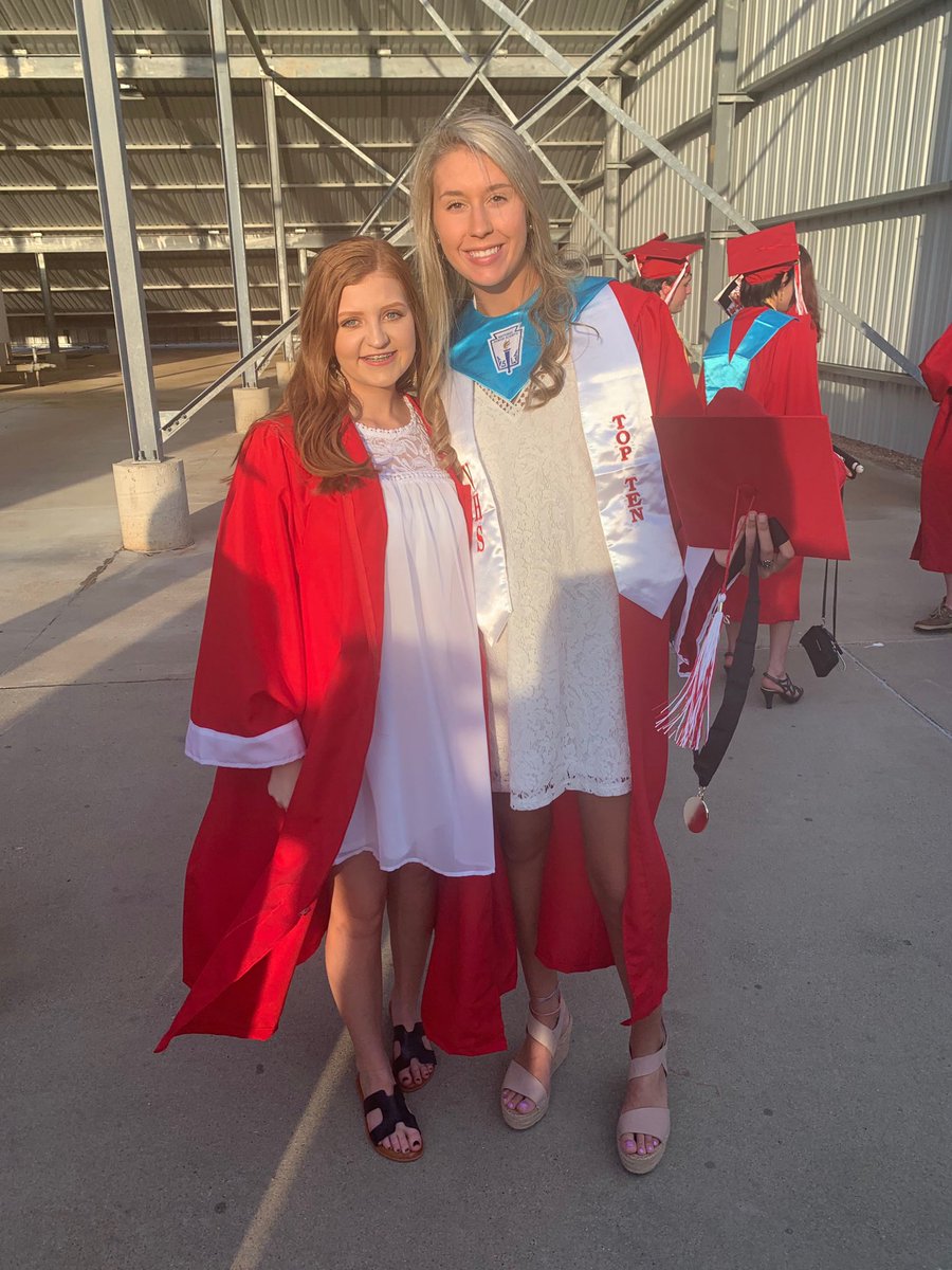 hannahdaniel33's tweet photo. my girl is finally 18!!! happy birthday ky!! i hope you have the best day, go live it up! love you sm💕 https://t.co/XGunEphDe4