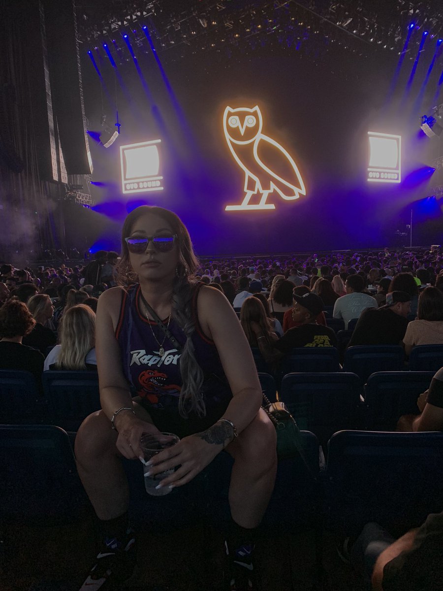 liTIFFied's tweet photo. It’s a OVO ting🦉
@Drake @OVOSound @2019OVOFEST @01tracymcgrady #OvoFest2019 #OVOFest #Raptors #tmac #the6 https://t.co/DkI96XIVZA
