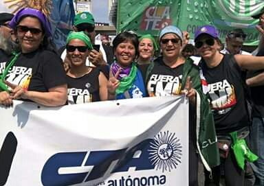 Av18Parque's tweet photo. Que nadie tenga que elegir entre morir o ir presa #SeraLey #SiempreConNuestraConviccion
@CampAbortoLegal 
@LaClandestinidadNoSeFesteja @AleAngriman @seceic @RicardoPeidro 
Una deuda histórica con todas/es https://t.co/2ztLDE4McU