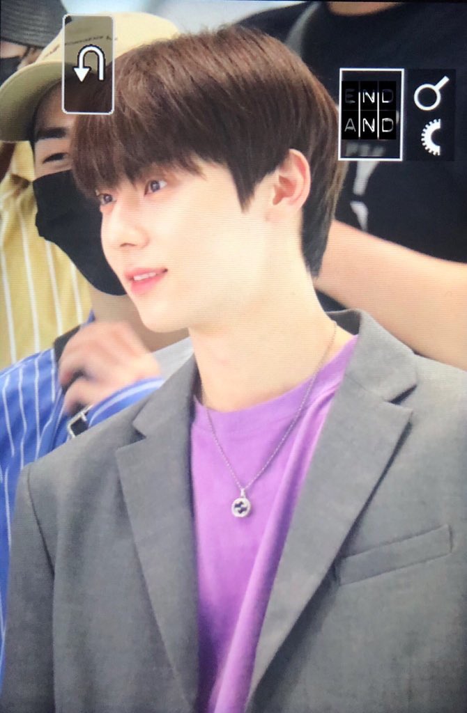 cozyminhee's tweet photo. 넌 나의 UNIVERSE, UNIVERSE 💫
#한여름의_시작_생일축하해_민현아 #Happy_MINHYUN_Day https://t.co/d3kxgFHFAV
