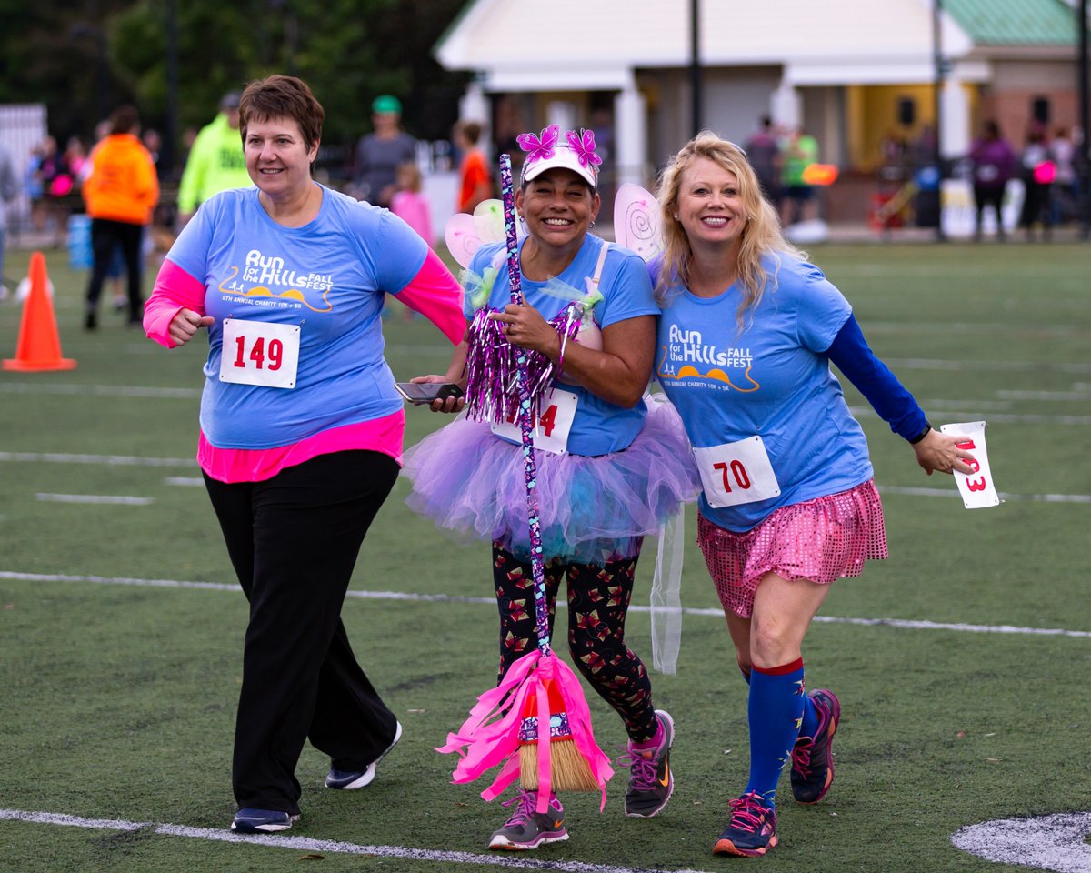 PinkLinkTweets's tweet photo. Come out and join us  Oct. 12 for our annual Run for the Hills! It's a 5K/10K/1 mile fun run + Fall Fest, so there's lots of fun (and exercise) for the whole family. Put together a team so you won't run (or walk) alone! Check out https://t.co/8RiBGaDuoX to get all the details! https://t.co/2hQJ2xqGbD
