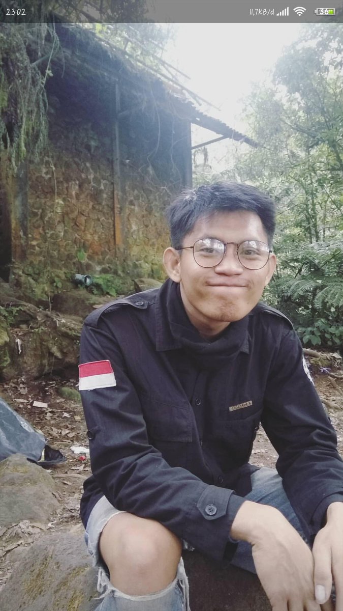 Wajahku jelek hahaha