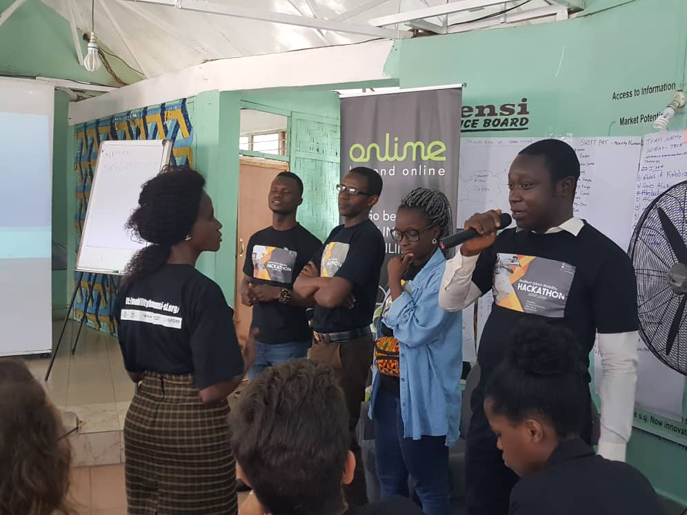 sensihub1's tweet photo. City Mob developed an application called "City Mob App" that uses traffic sensor for free access to available information about parking spaces, traffic routes and an online payment systems.
#DSTI #MoTA #worldbank #gfdrr #Sensitechhub #urbanmobilityhack https://t.co/dBhLZ7fG5X
