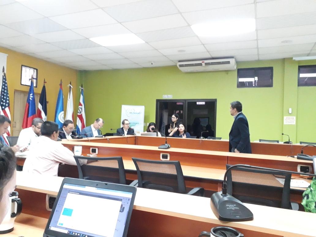 sernaHN's tweet photo. #MiAmbiente+ a través del Proyecto CONECTA+ (@PNUDHN -@theGEF), realizó con éxito su Junta de Proyecto, presentando los avances, estrategias y ajustes de la ejecución del 2019. Participaron #PNUD, @ICFHonduras, Pueblos Indígenas (CONICHH; MUPILH), @CancilleriaHN, #AHPROCAFE. https://t.co/cB1Qia4nw3