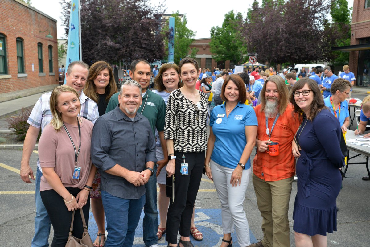 idahopower's tweet photo. We love seeing the #Boise community every year at the @unitedwaytv #FlapjackFeed. Communications Director Deb Leithauser took a turn at the pancake station this year, and we got the chance to help make hygiene kits for local students as they head back to school. #LiveUnited https://t.co/WHDPOgCVxF