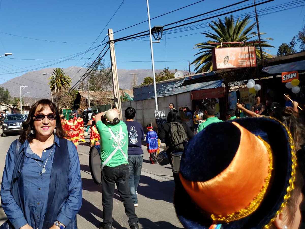 core_rodriguez's tweet photo. #CoreRodriguez  en actividad religiosa de la Virgen de las Nieves en Calle Larga https://t.co/2uPuRefRYC