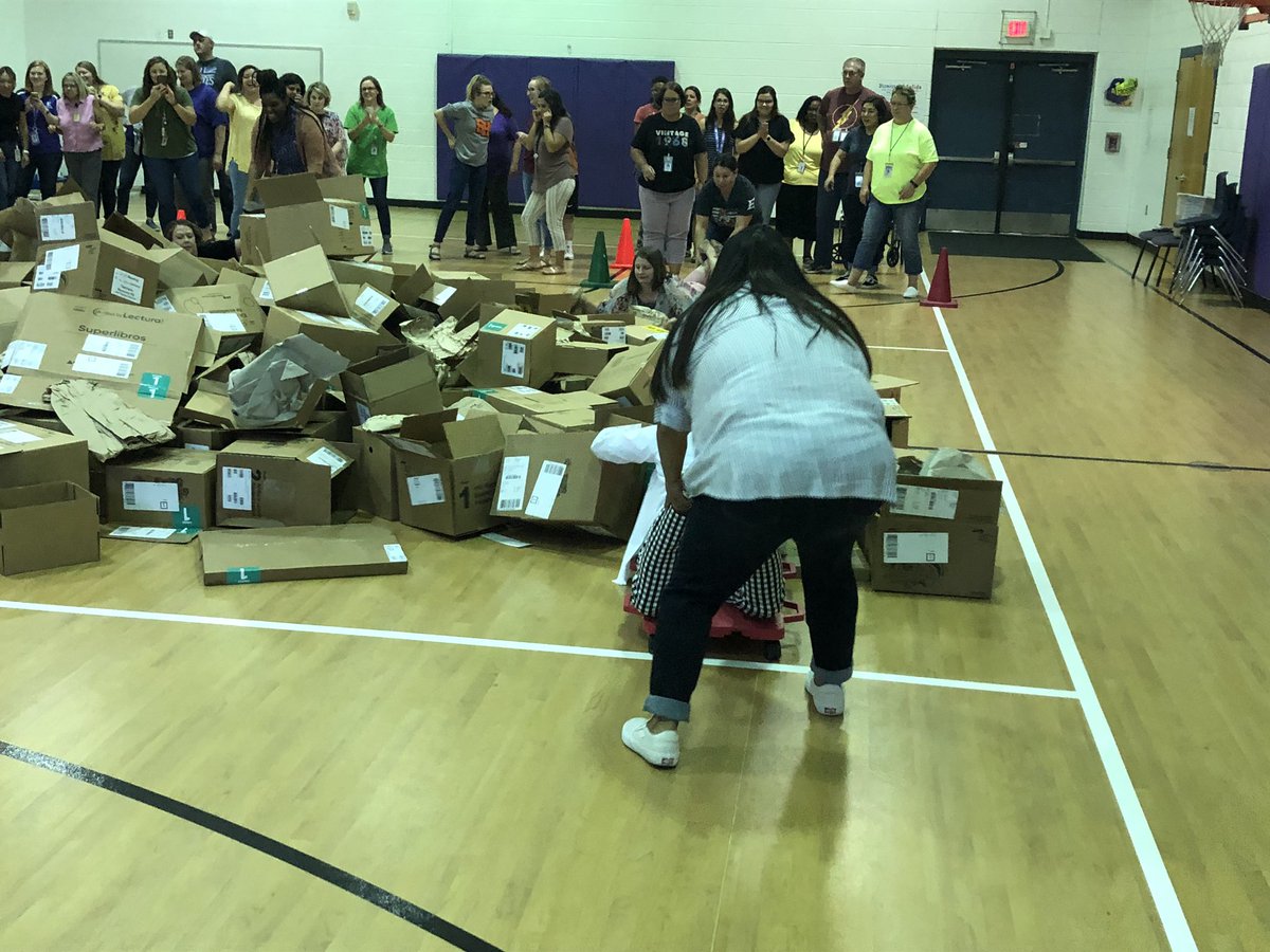 D_AlvarezAISD's tweet photo. It’s fun and games with a life sized hungry hungry hippo game @ELGINISD_NEIDIG !! Go team sollicitus!! #neidigsortinghouse #neidigdreambig https://t.co/PzO38MSUT9