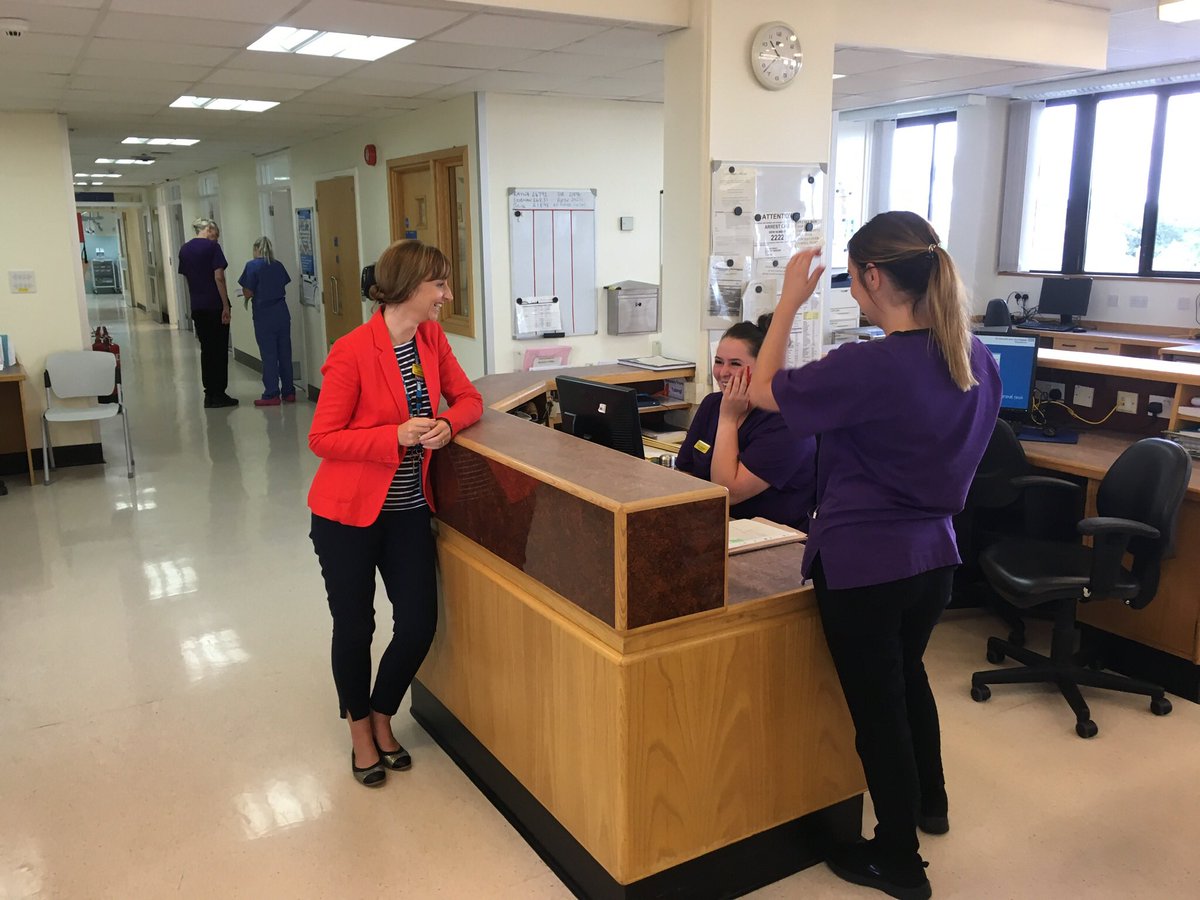 dr_cole1's tweet photo. Excellent visit to @NewcastleHosps Dental Hospital by @lisaguthrie_406 today as Associate Director of Nursing RVI site.  Spent time talking to a variety of staff members. Maintaining clinical standards is high on our agenda.  Thanks for visiting https://t.co/1z47CEMrhZ